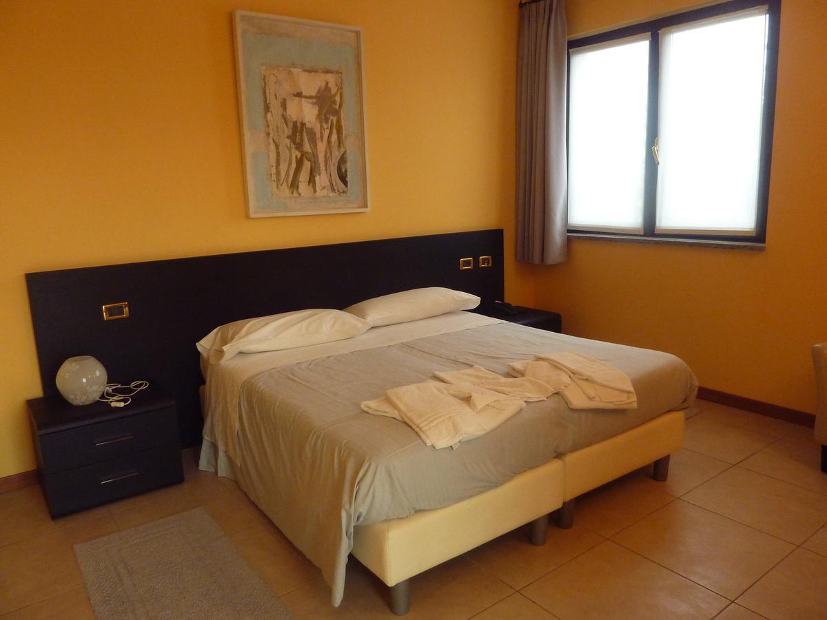 Hotel Padus Meuble Parma San Quirico  Buitenkant foto